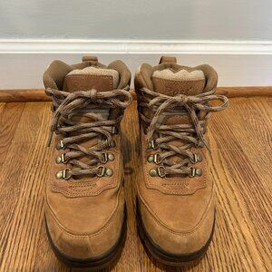 G.H. Bass & Co. Leather Hiking Boots Women's Size 8